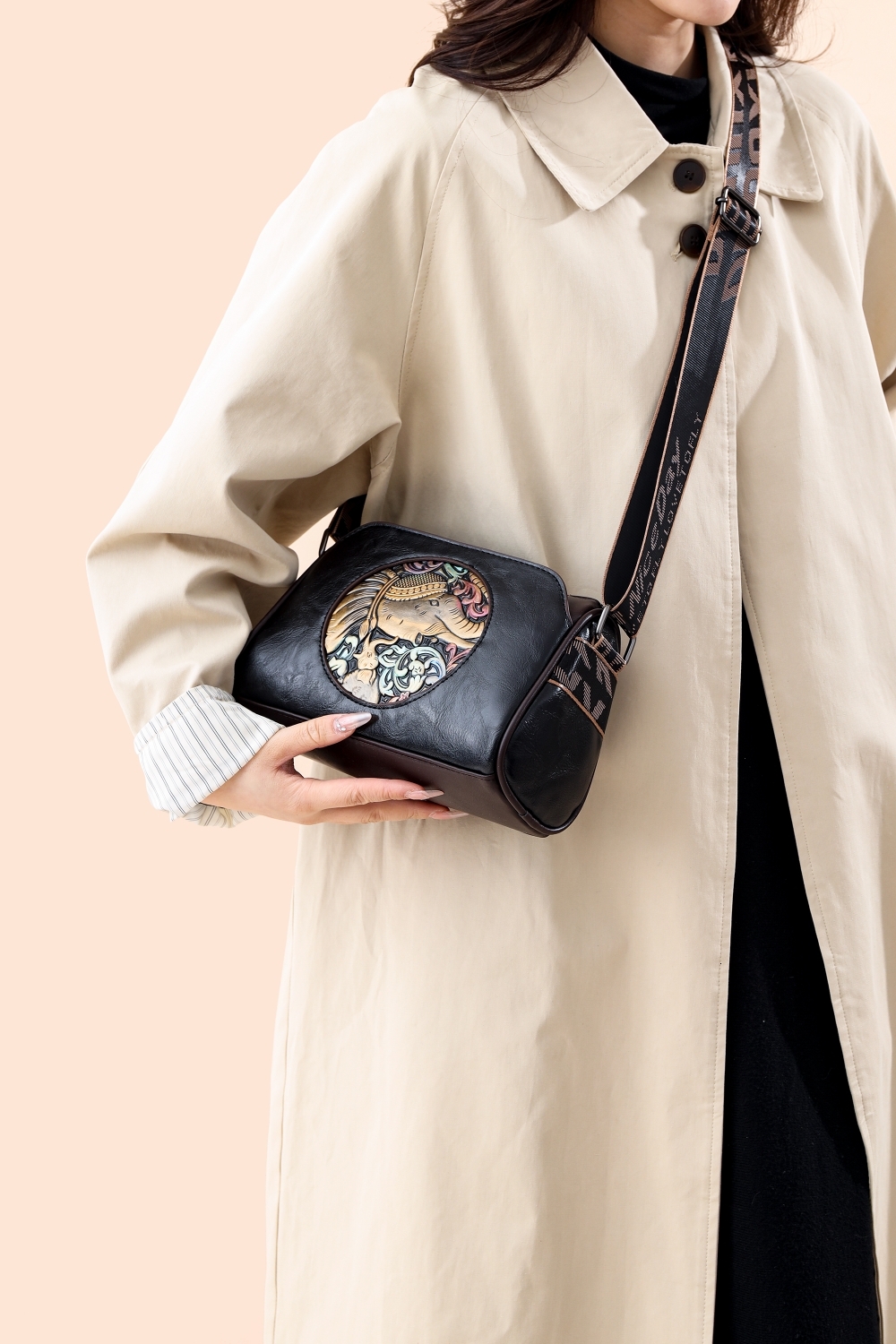 Vintage Style Cross Body Bags For Women Elephant Emed Mini Square Shoulder Messenger Bag Designer Handbags PU