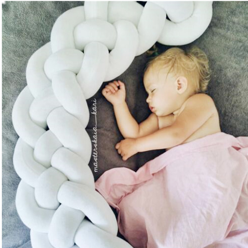Four Strand Crib Surround with Knotted Fence - Anti-Collision Baby Bed