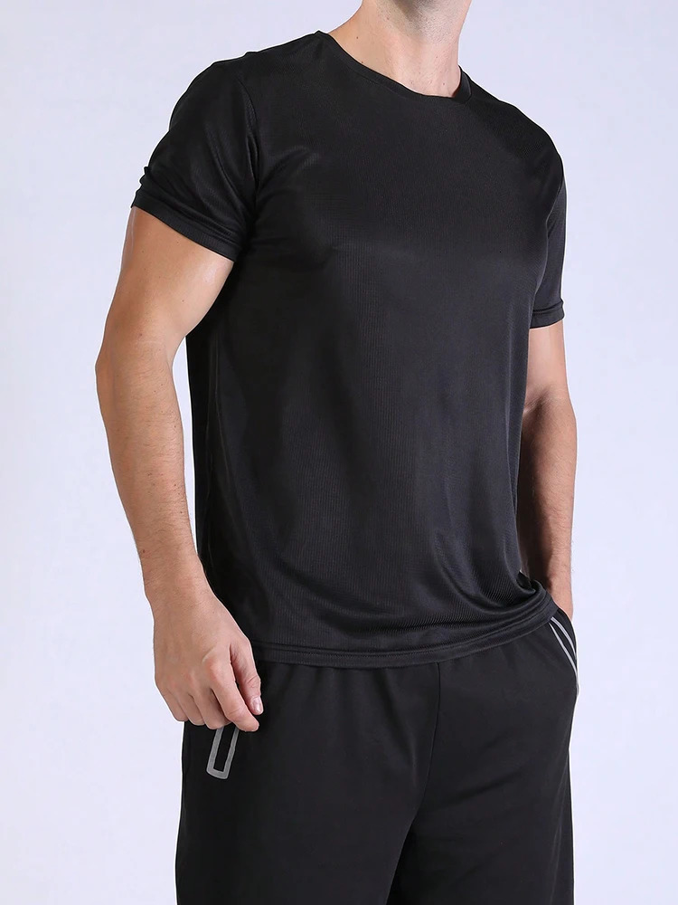 5PCS Mens Solid Color Ultralight Quick Dry Sport TShirt Breathable Lightweight Top For Fitness Training Workout Running Gym 241127