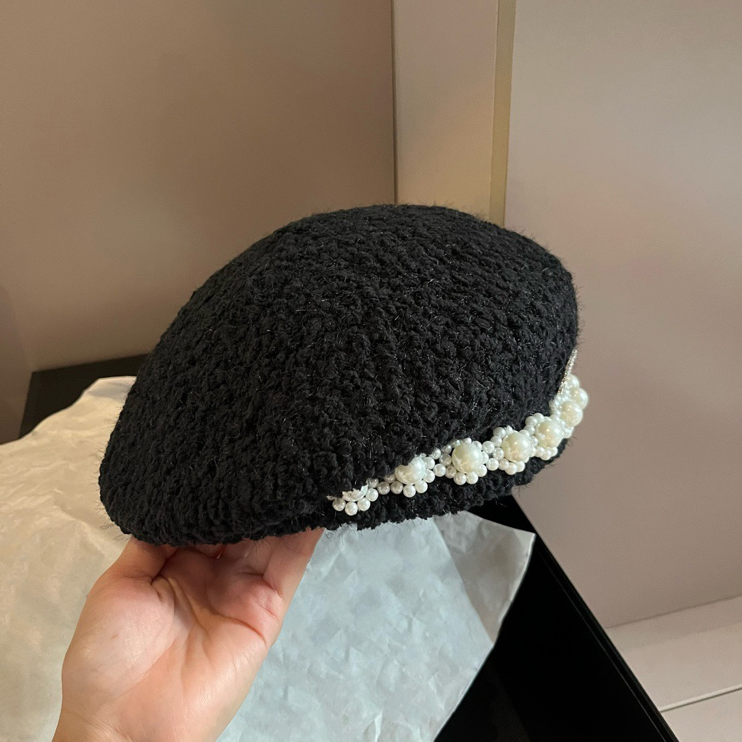 Designer Beret Bucket Hat Womens Letter Luxury Cashmere Hat Beret Cap Lady Outdoor Travel Warm Winter Windproof Vacation Bonnet Caps beanie hat