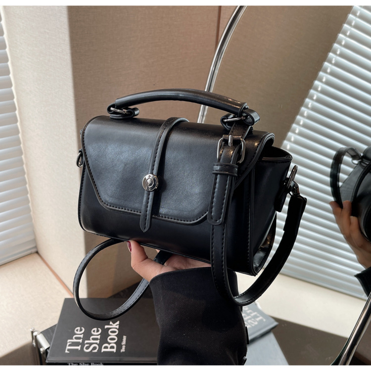 Elegant Texture New Women's Popular Fashion Crossbody Handbag Small Square Bag Designer Bags Handbags Women