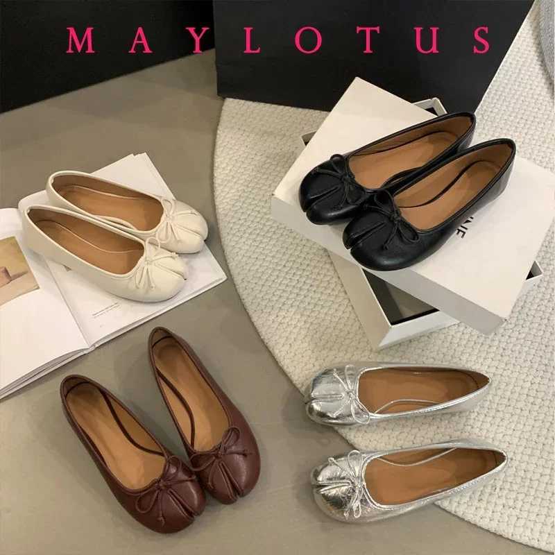 Spring Women Flat Split Toe Shoes with Bow Soft Leather Bow Tie Front Shallow Slip On Girls Tabi Shoes Flats Ballet ShoesC241128