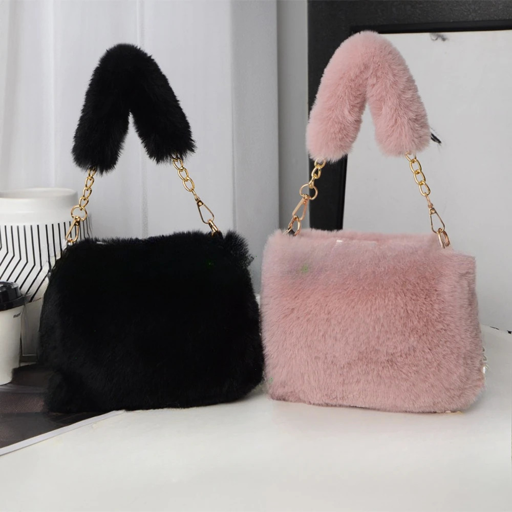 New Fashion Women's Fluffy Shoulder Bag Women's Winter Chain Underarm Solid Color Handbag Soft Plush Designer Handbag Trendy Shoulder Bag