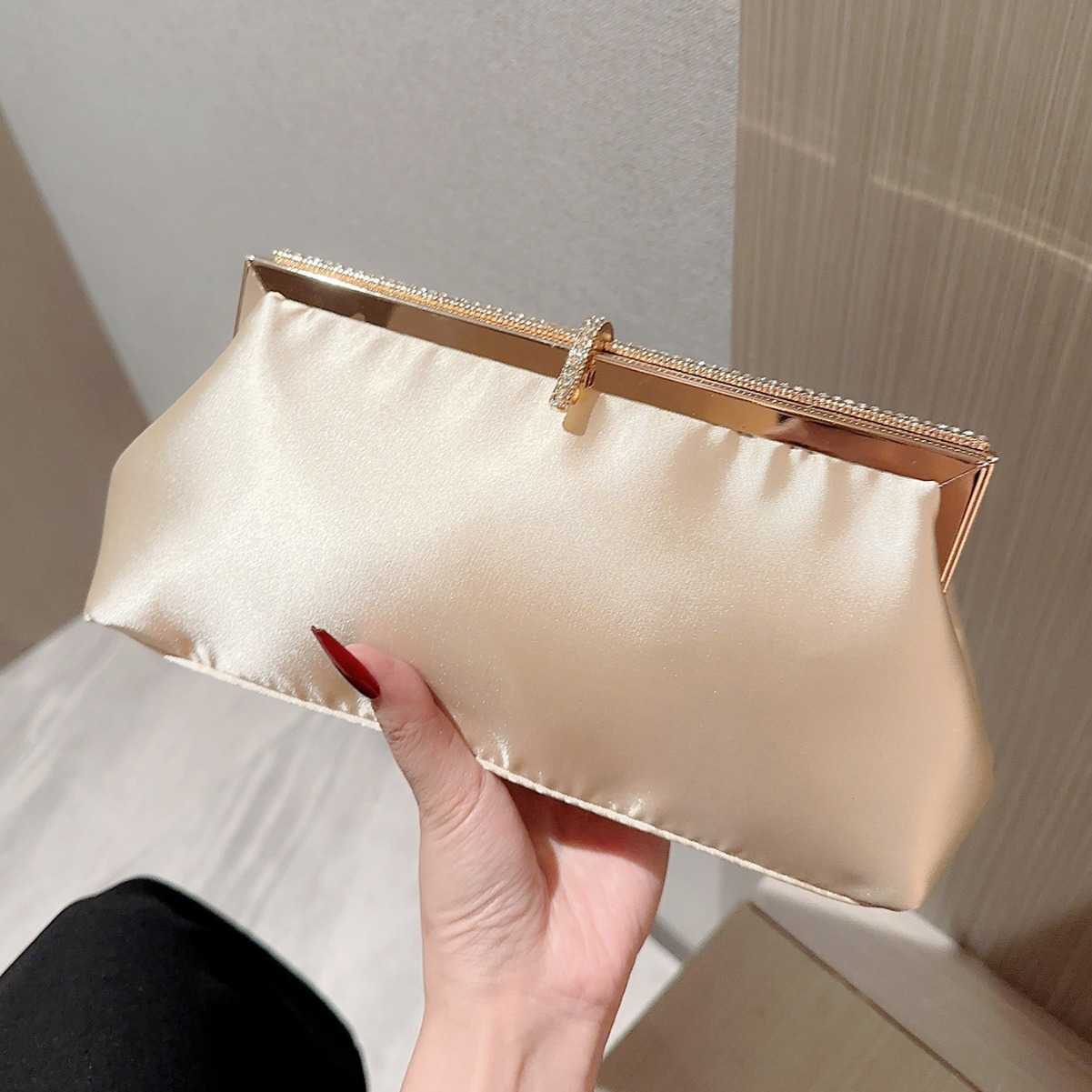 New satin banquet bag, fish hook women's bag, hand-held bag, socialite banquet bag, cheongsam bag, evening dress bag, diamond studded dress bag 2
