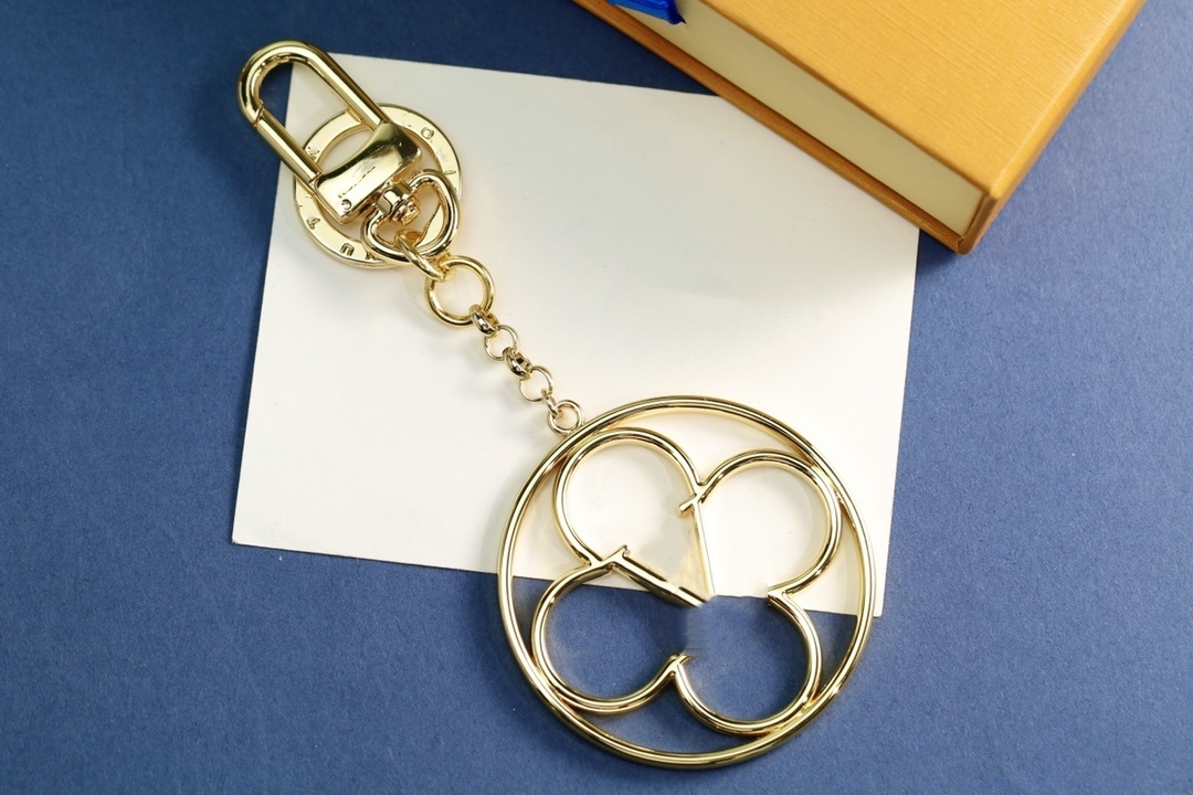 designer keychain V letters women keychain wallet llavero Buckle jewelry bagchain Keyring big flower chain Keychains