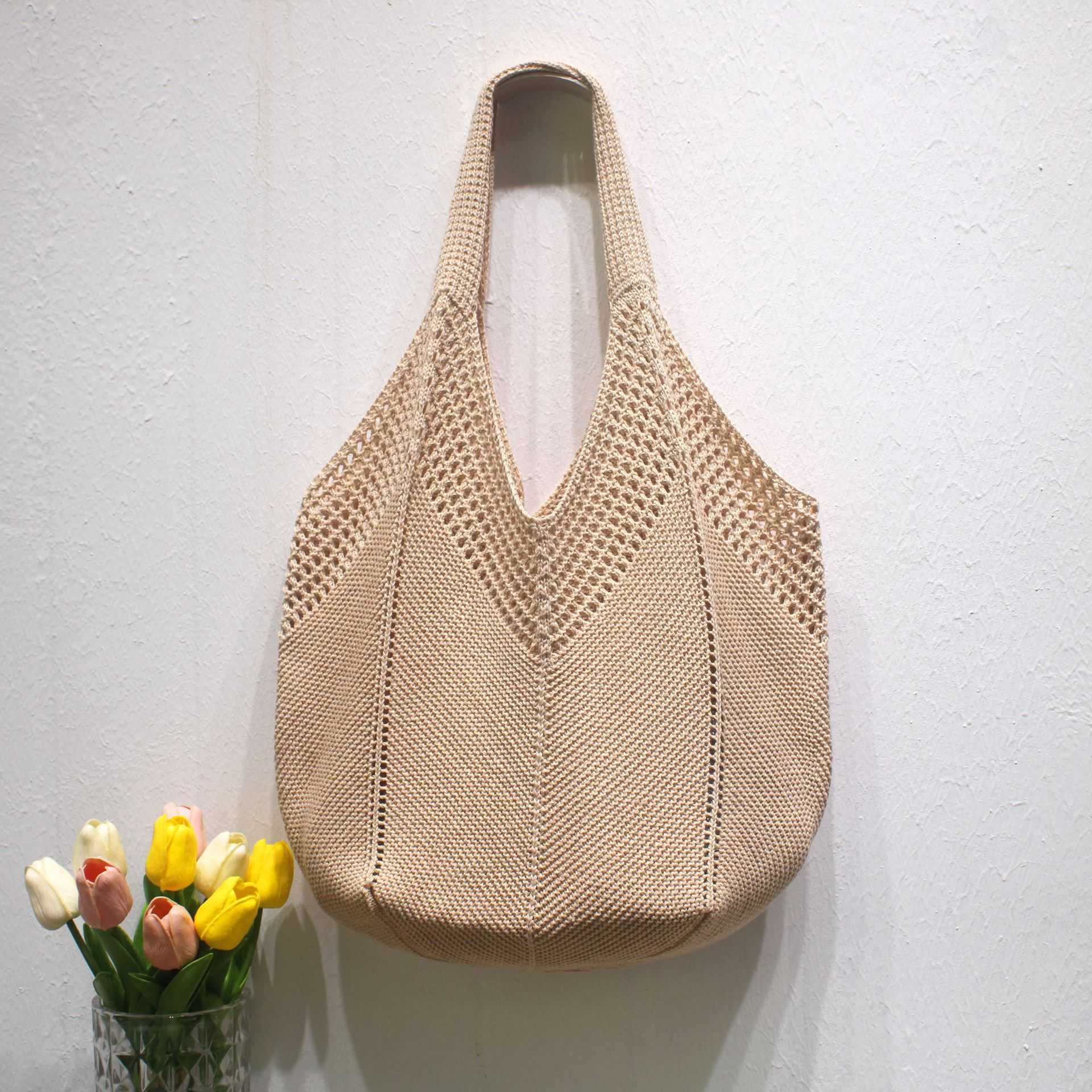 Leisure large capacity polyester knitted bag, new hollow knitted bag, sweet style shoulder bag, vacation beach bag, women's bag