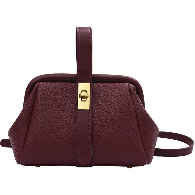 Womens Bags New Trend Handbags Quty Retro Designer Luxury Crossbody Bags Female Shopping Totes Shoulder Free ShippingC250311