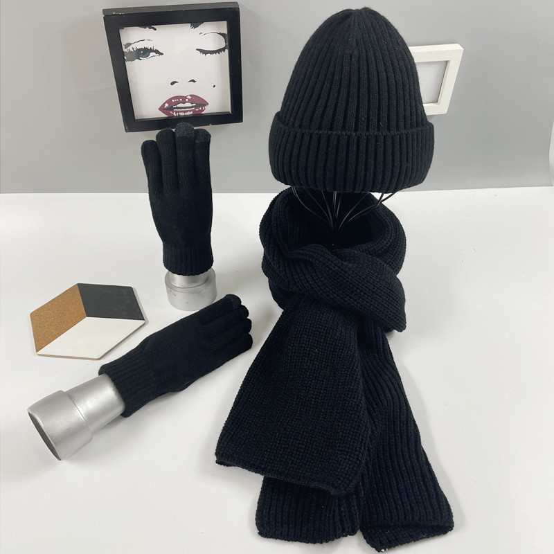 European and American autumn and winter yarn thickened outdoor insulation manufacturer direct sales multiple piece set knitted scarf hat glove three p