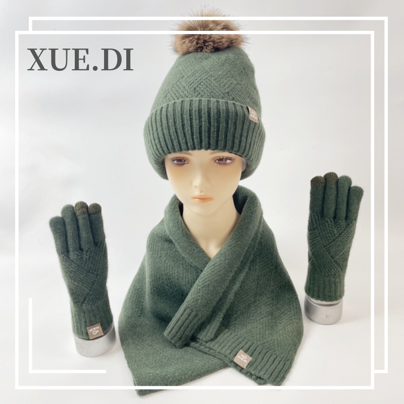 Amazon's new solid color wool warm hat scarf glove three piece set cold resistant wool ball and velvet knitted set