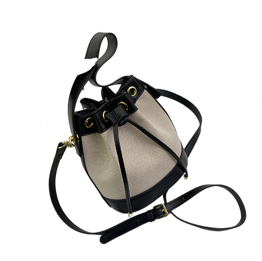 Fashionable stylish small female 2025S designer new bucket crossbody handbag high-end and niche bag commuting shoulder bag