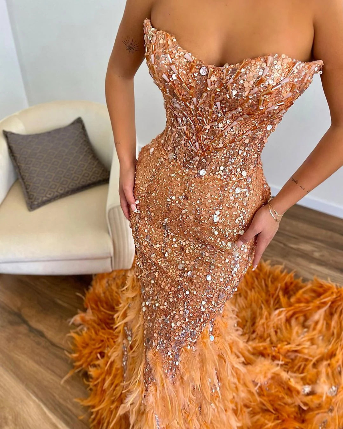 Feather Strapless Prom Dress Sparking Sequined Lace Evening Gowns Sleeveless Beading Robe De Soiree