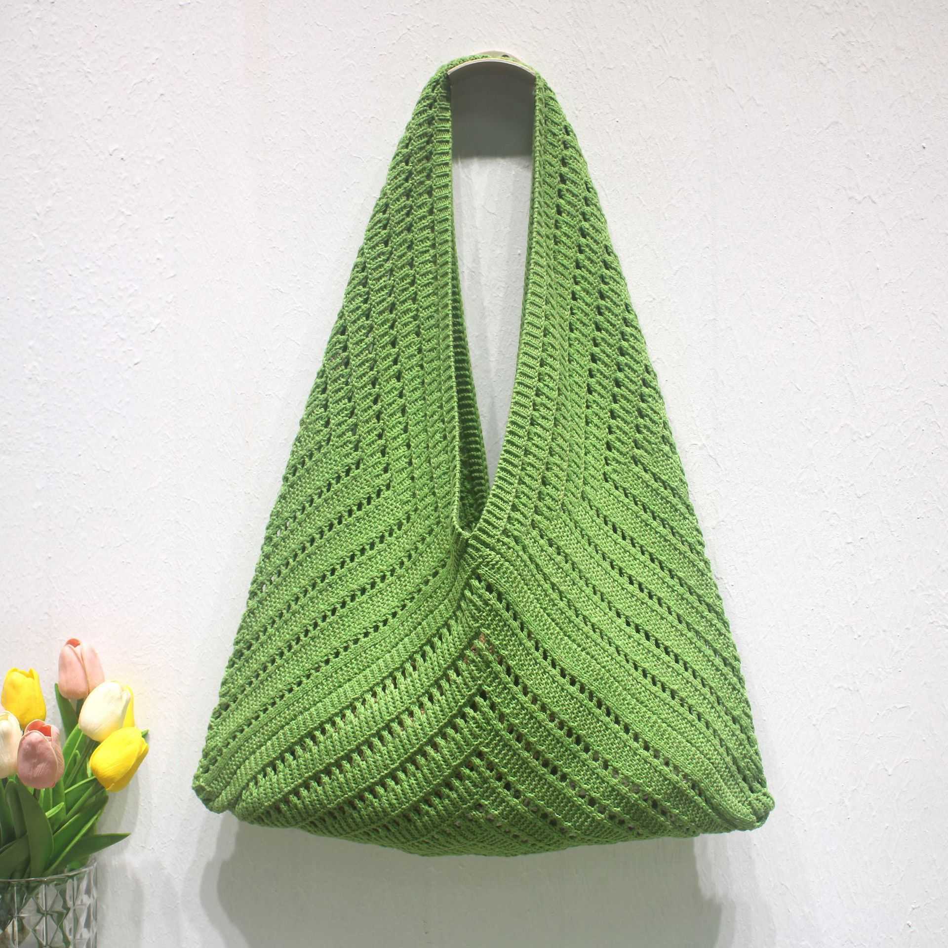 Artistic woven bag for women 2024 new trendy and fashionable casual shoulder bag, large capacity commuting tote bag