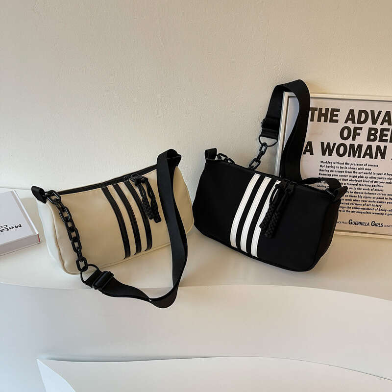 Versatile Chain Crossbody Bag For Women, Oxford Fabric Single Shoulder High-End Wholesale, Armpit Casual Fashion, Classic Quality