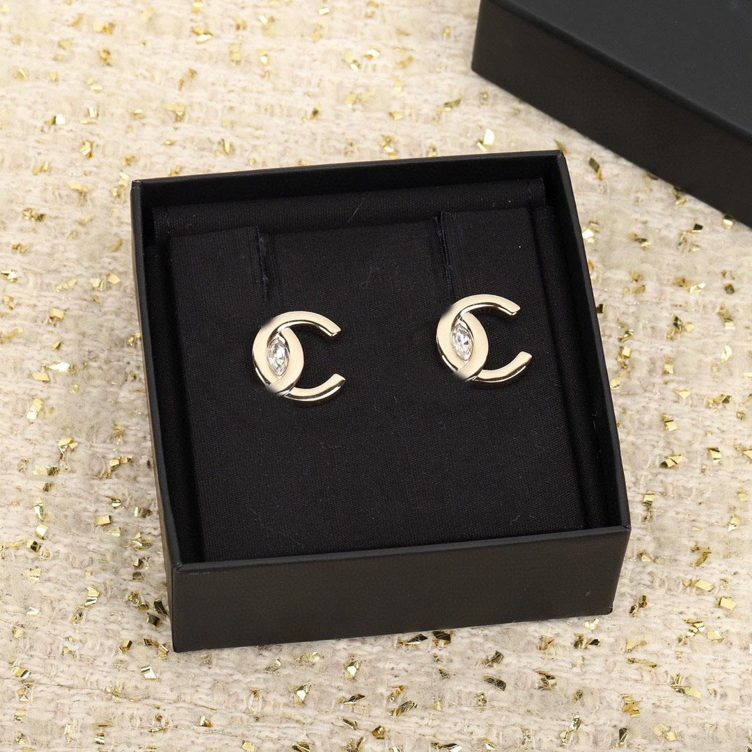 2025 Luxury quality charm stud earring with crystal beads in 18k gold plated have stamp box PS6777