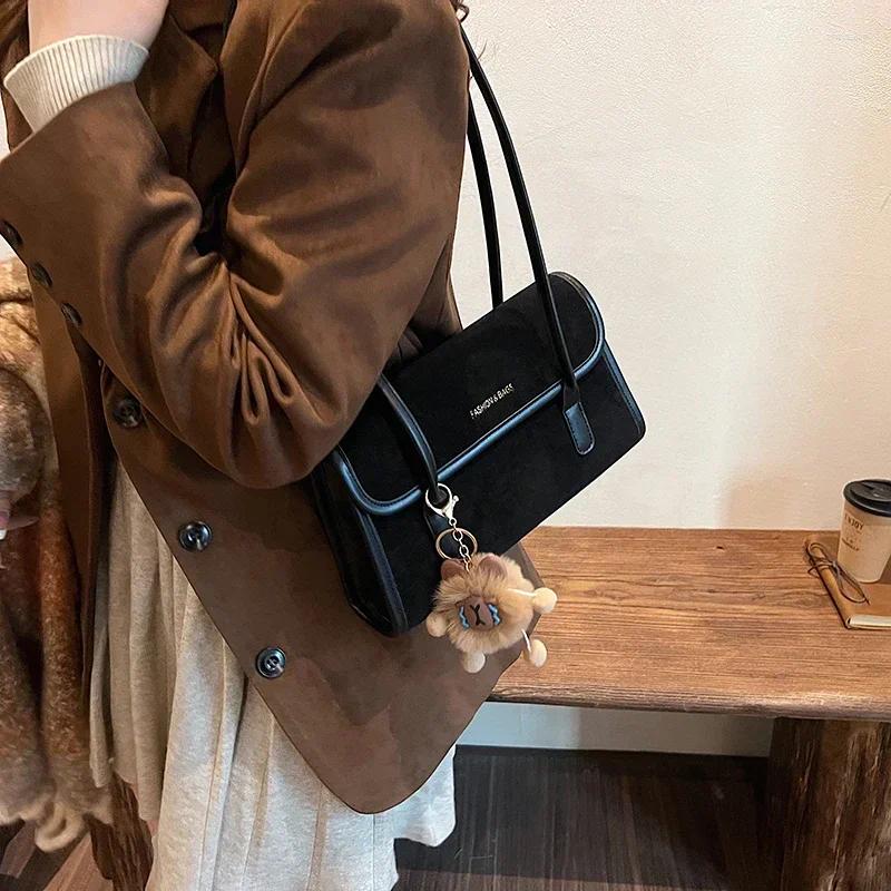 2025 NEW Totes Large Capacity Women's Autumn And Winter Versatile Simple Retro Shoulder Bag Casual Work Commuting Tote zhanyishengli