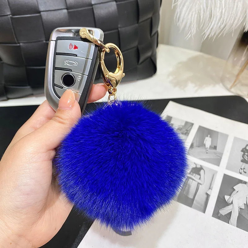 9CM Real Fur Ball Keychains for Women Girls Soft Plush Pompom Pendant Key Chains Rings Keyring Holder Charm Bag Gifts 241125