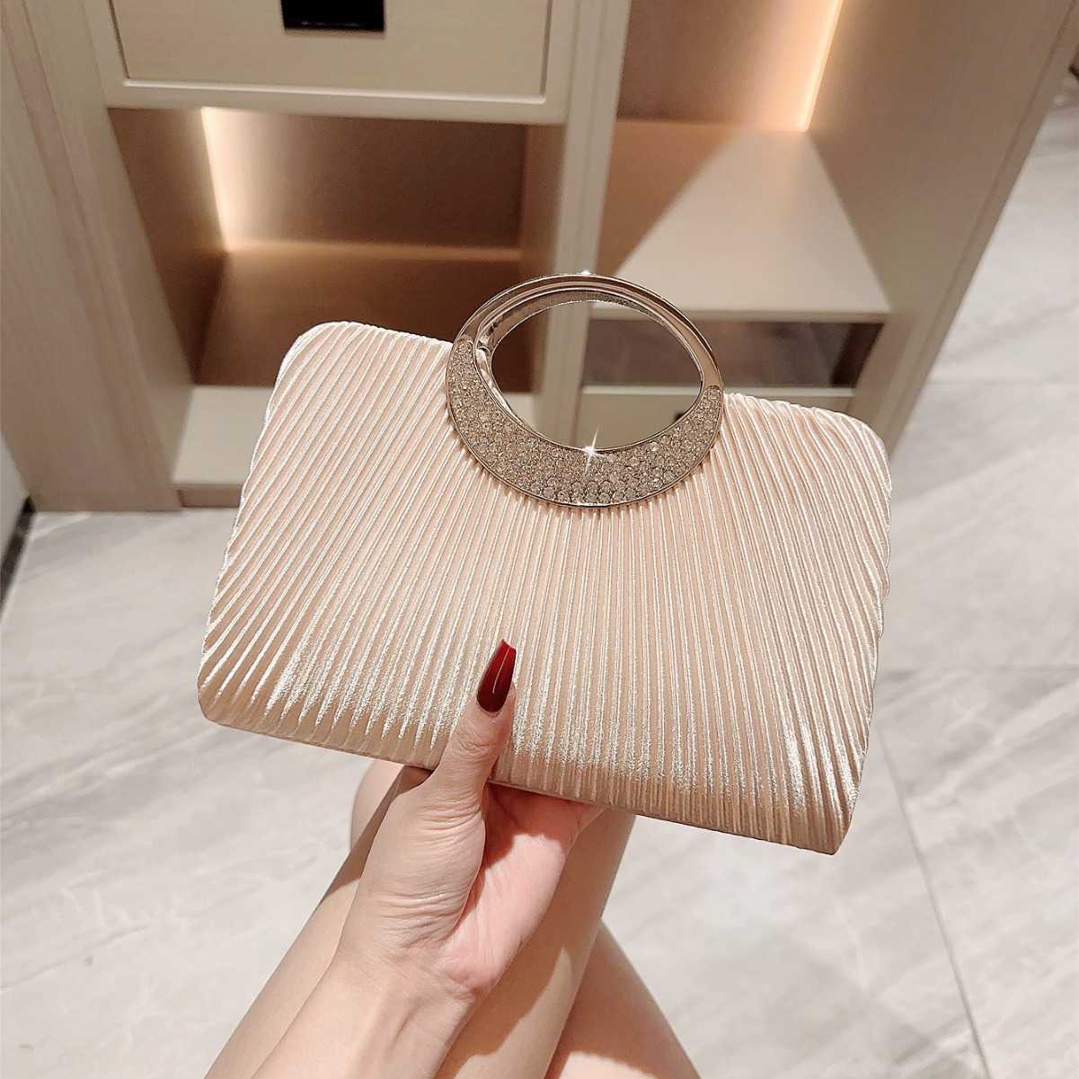 New pleated banquet bag, round ring handbag, rhinestone banquet handbag, dress bag, evening bag, wedding chain bag 241128
