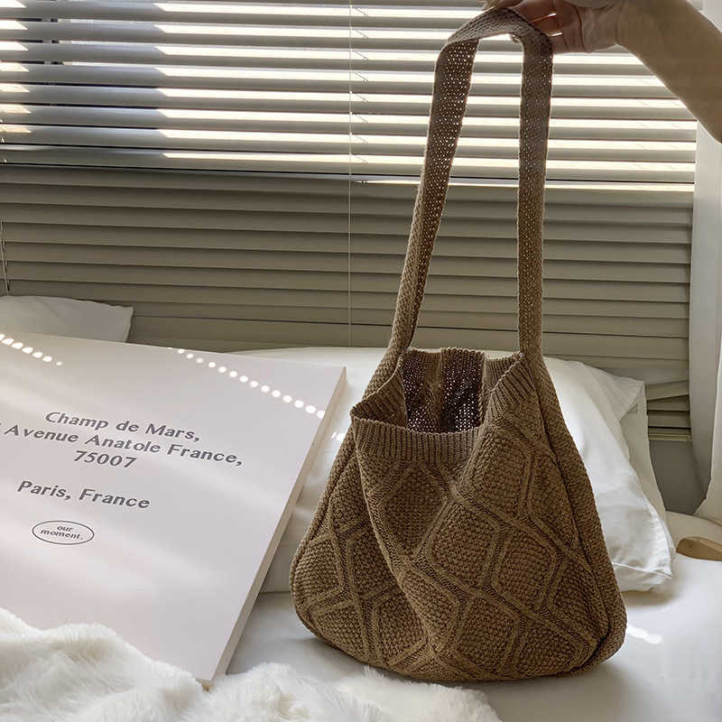 Student Shoulder Bag Crossbody Bag New Solid Color Knitted Hollow Tote Bag Handbag