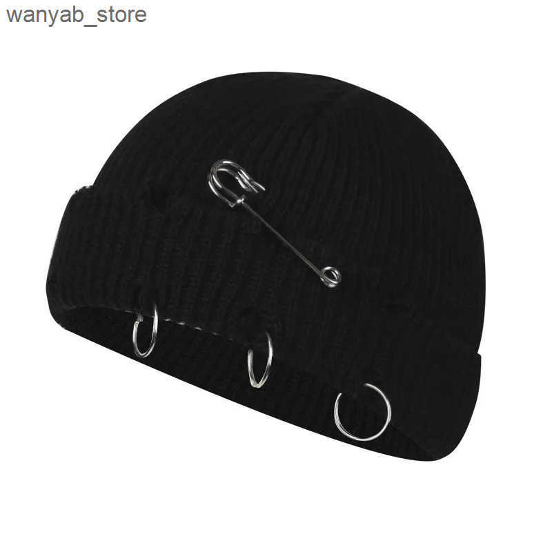 Beanie/Skull Caps Brand Oomy Womens Y2k Gothic Beanie Winter Knitted Hat Fashion Metal Ring Pin Hip Hop Street Clothing Harajuku Skull Hat L240910