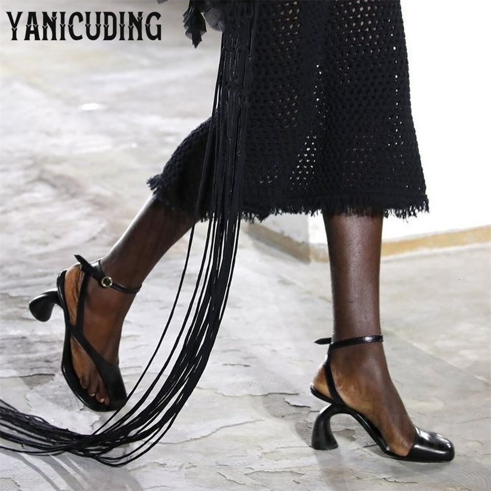 Strange Heel Ankle Strap Split Toe Summer High Heels Fashion Multicolor Customizable Comfortable Tabi Sandals For Women