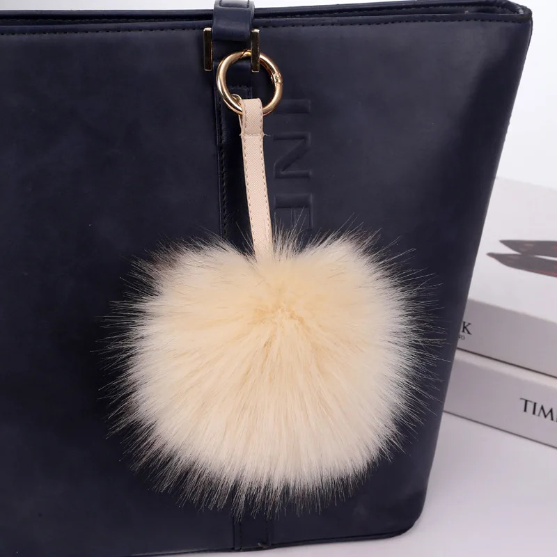 18 Colors Classic Plush Pompom Keychain Fluffy Leather Keyring for Women Girls Bag charm Jewelry Key Chain Gifts 241125