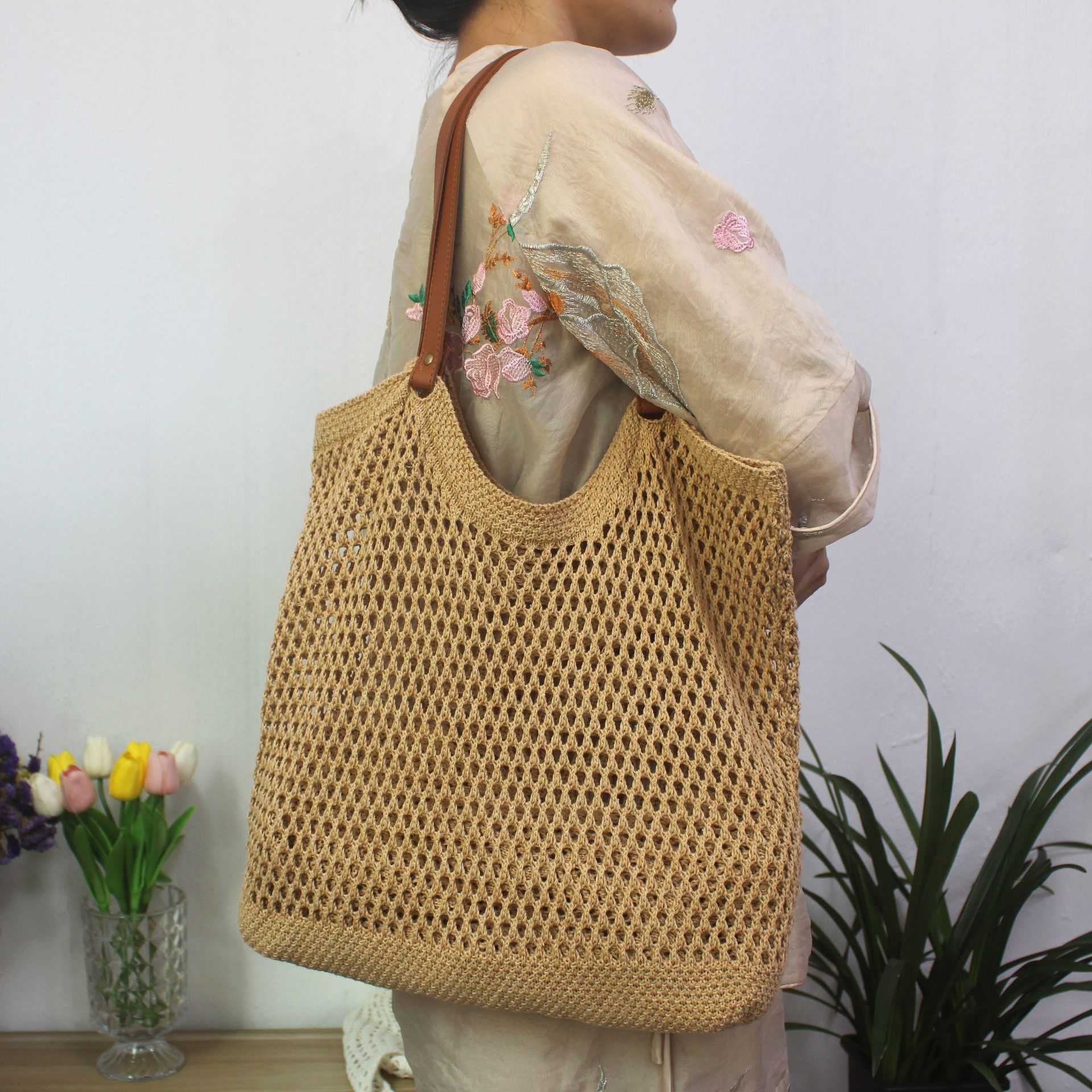 Leisure large capacity single shoulder cotton thread woven bag, new hollow mesh tote bag, beach vacation beach bag, women's bag