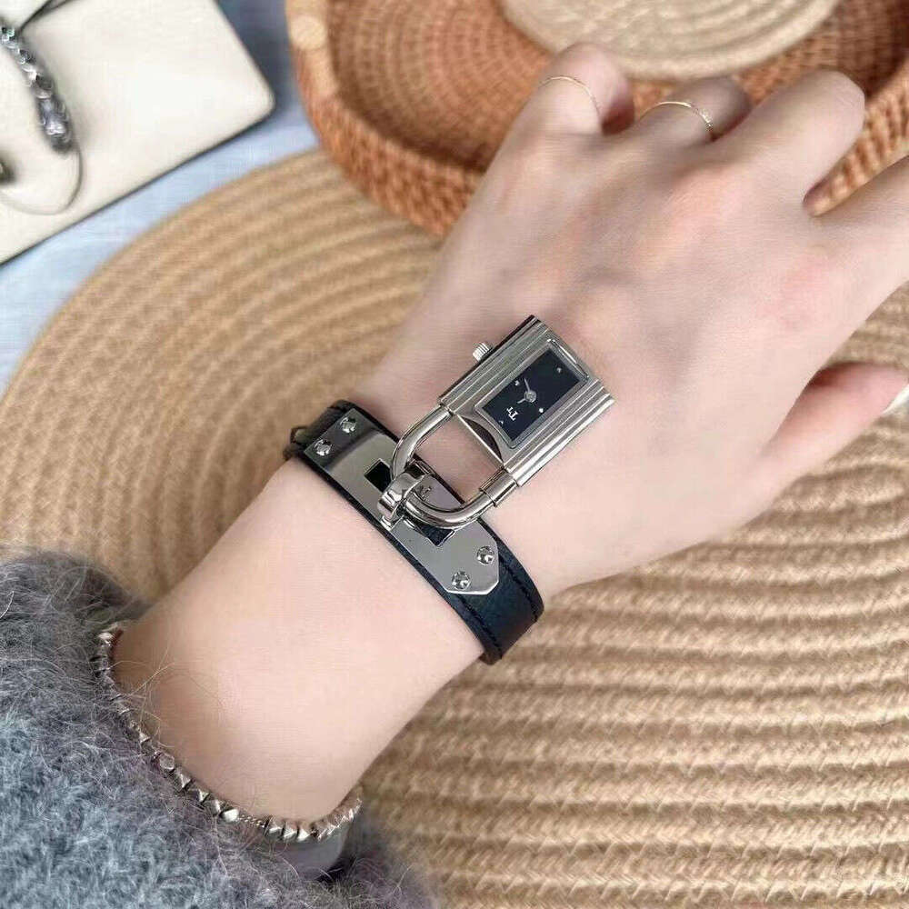 Handmade Stainless Steel New Women's Chain Genuine Leather Vintage Quartz Fashion Small Gold Watch