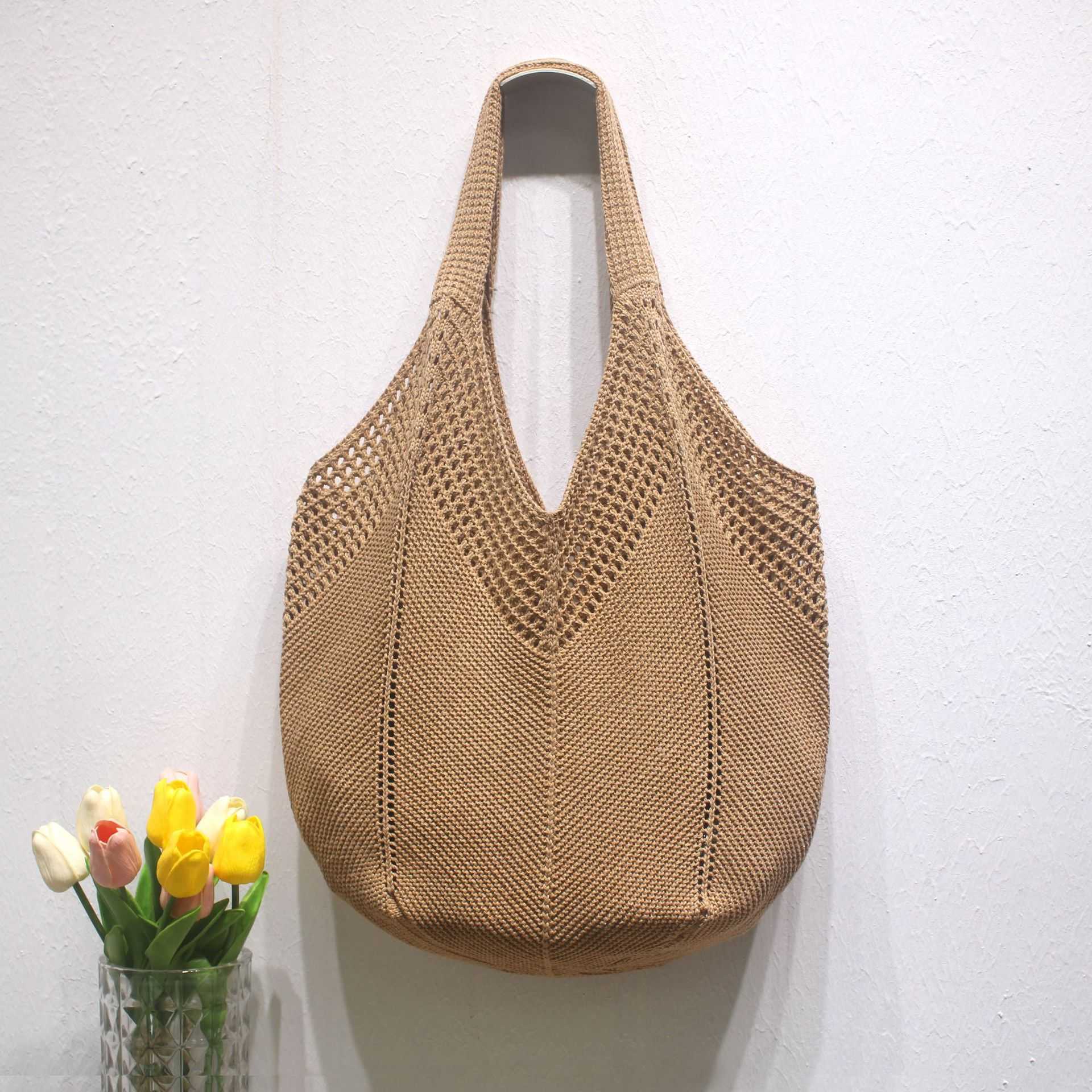 Leisure large capacity polyester knitted bag, new hollow knitted bag, sweet style shoulder bag, vacation beach bag, women's bag