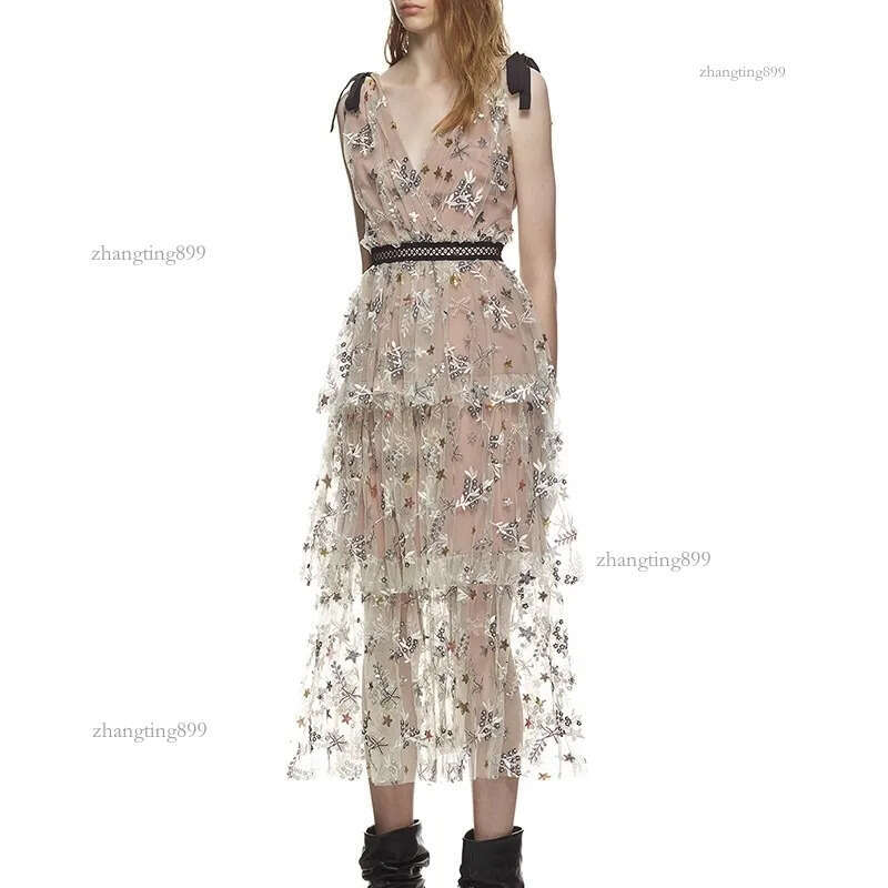 High-end Self Portrait V-neck Spaghetti Strap Cake Mesh Dress Stars Sequined Embroidery Ruffled Long Beach Summer 210525