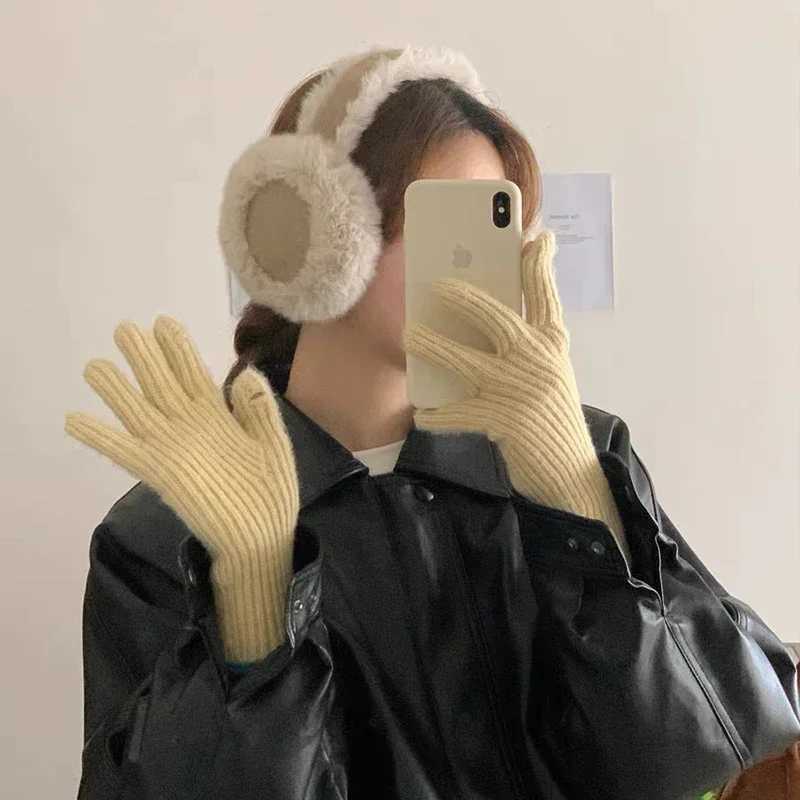 Womens wool earmuffs solid plush warm outdoor skiing bike windproof and cold proof Ffluffy earmuffs womens earmuffs winter X241128