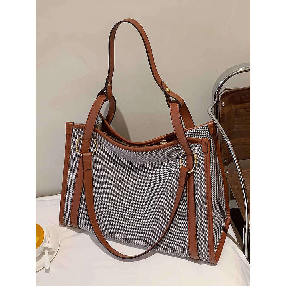 Designer Canvas Handbags for Women Autumn Winter Large Capacity ShoulderCrossbody Bags Fashion Commuting Tote Bag