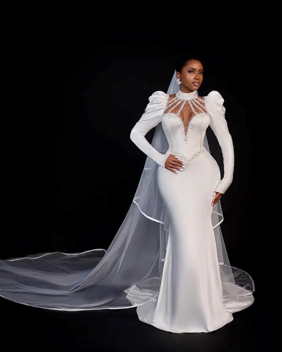 Modern Mermaid Wedding Dresses Rhie Bride Gowns High Neck Long Sleeves Custom Made Sweep Train Satin Bridal Vestido De Novia 0219