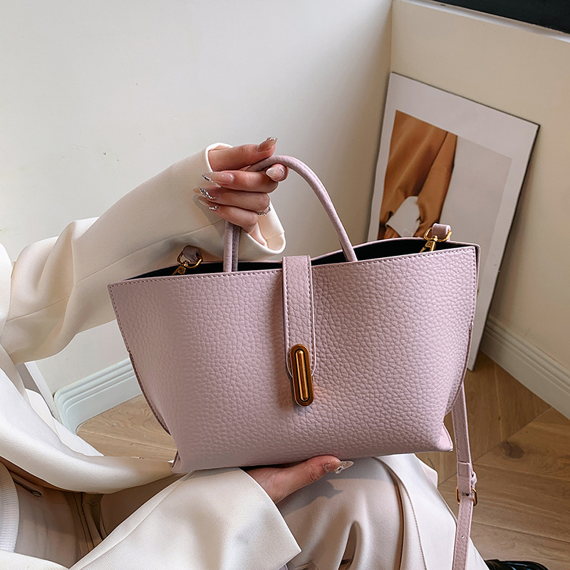 New high-quality solid color PU women's shoulder bag hot selling, large capacity casual commuting designer crossbody bag, trendy shoulder bag