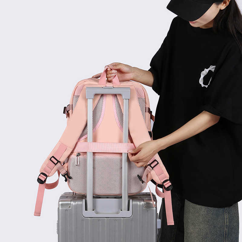 Travel bag for both men and women, lightweight and large capacity casual backpack with dry wet separation and shoe compartment, multifunctional backpa