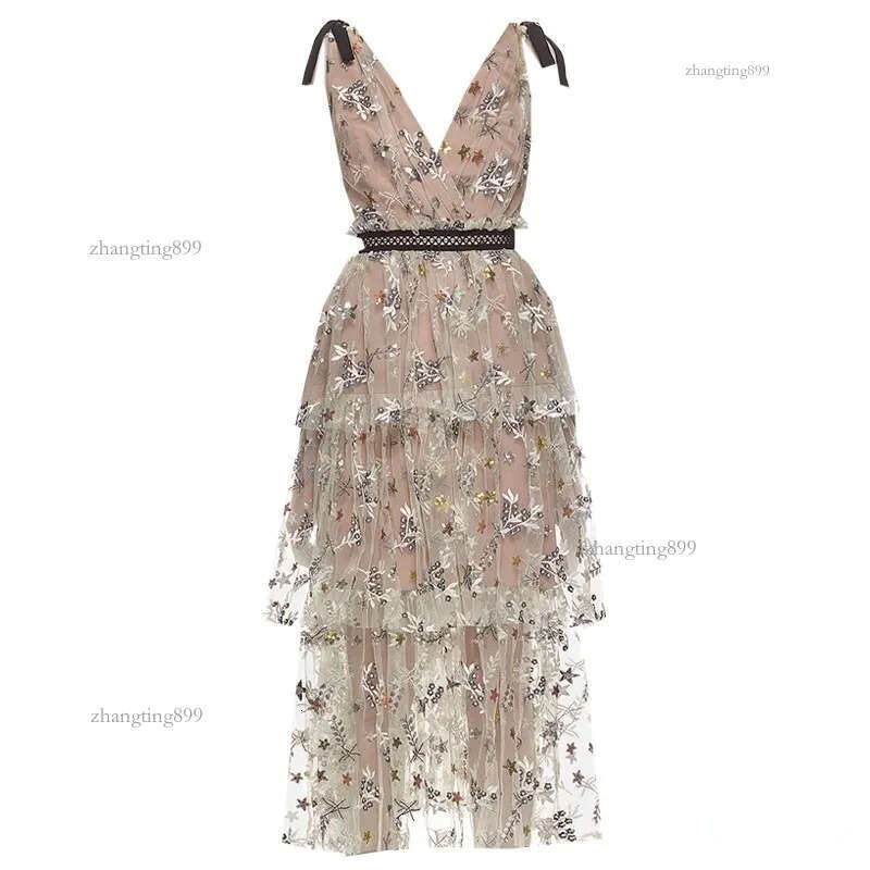 High-end Self Portrait V-neck Spaghetti Strap Cake Mesh Dress Stars Sequined Embroidery Ruffled Long Beach Summer 210525