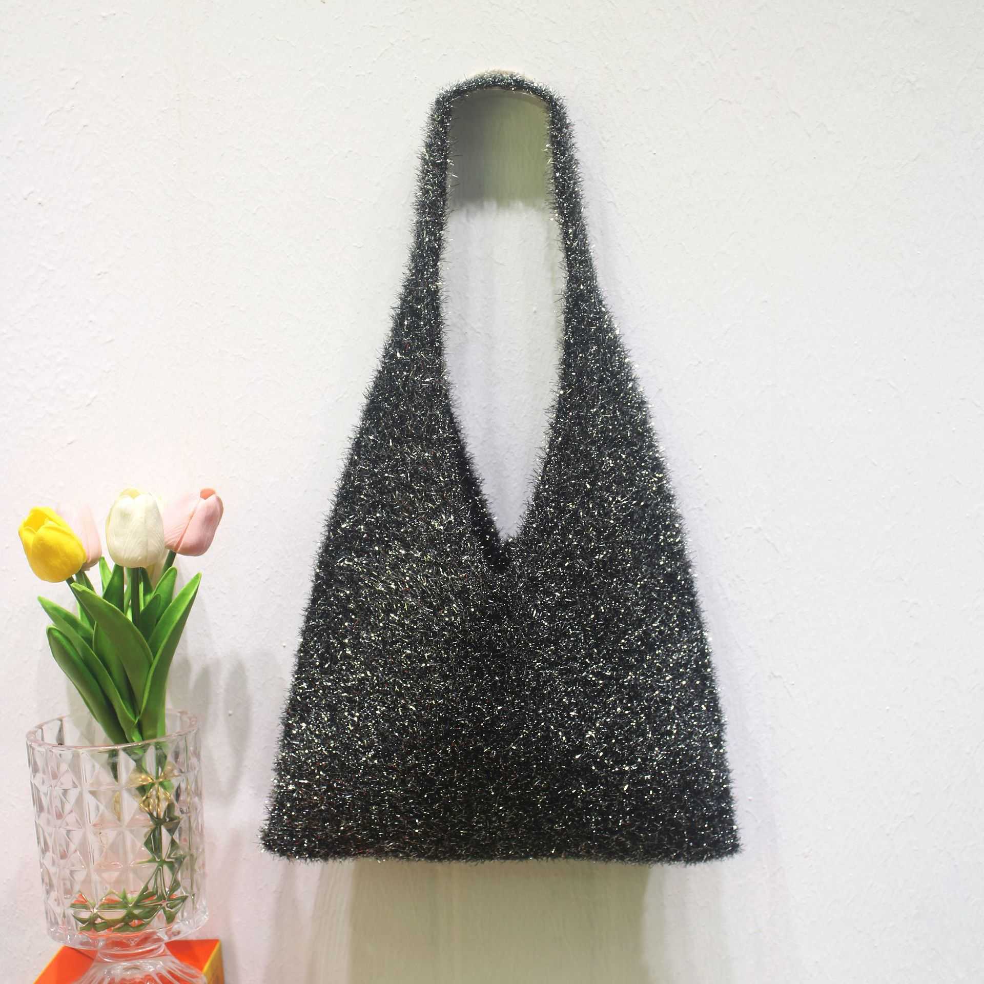 Blingbling Shoulder Bag with Large Capacity Gold Thread Bag Design, Small and Unique Handheld Bag with Magnetic Buckle in 4 Colors