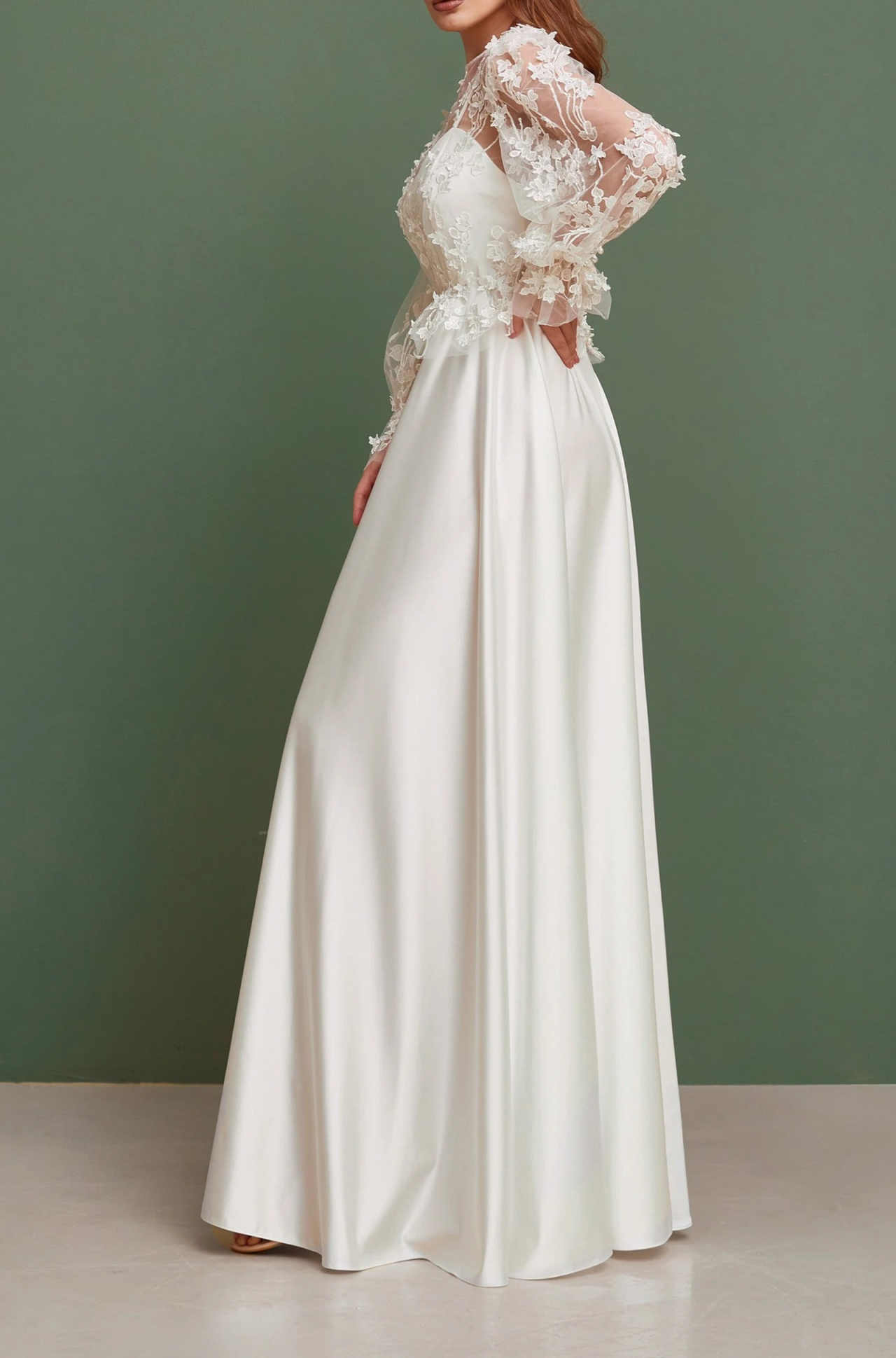 Elegant Wedding Jacket Lace 3D Flowers Bridal Cape Long Sleeves Wraps Button White Ivory Accessories Bolero Custom Made Plus Size