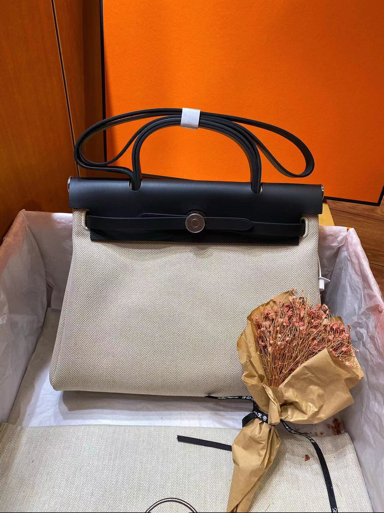 10A top quality women Designer Canvas Tote Bags Gold Sier metal Handmade designer Handbags classic fashion Cowhide leather Shoulder bag