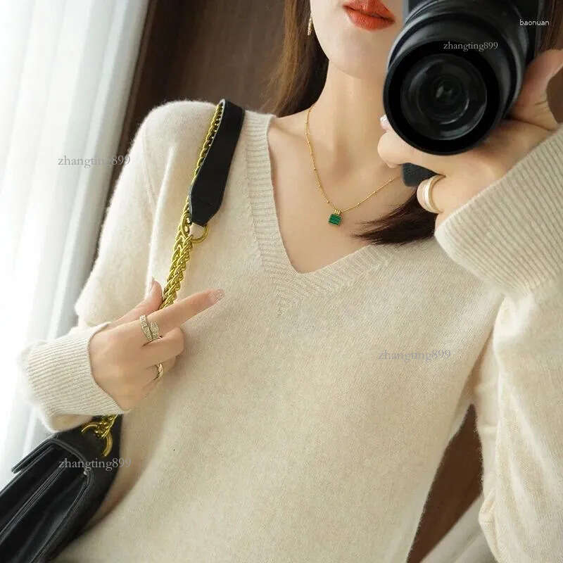 Women's Sweaters Fall Winter Women V-neck Fashion Loose Jumper Warm Sweater Bottoming Shirt Plush Cashmere Knitted Pullover Solid Long