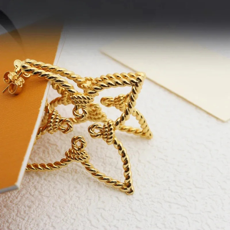 TUES Retro Twisted Floral Hollow Ear Loops Earrings For Women Fashion Jewelry Party Christmas Gift 241128