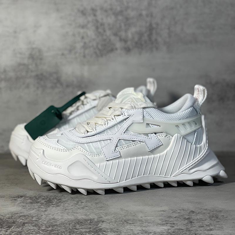 Brand Designer Womens Sports Shoes Top Quality Men Casual Shoes Rubber Nail Sole Leather Mesh Upper Breathable and Comfortable Interior Outdoor Mens Sneakers