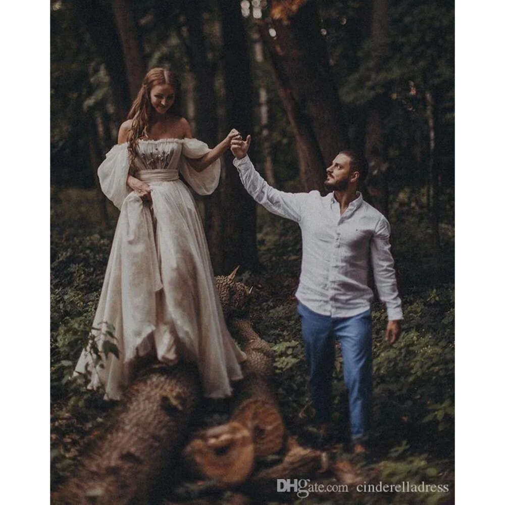 Off Dresses Sexy Bohemian Shoulder Puff Sleeve Beach Bridal Long Train Rustic Country Wedding Gowns Hippie