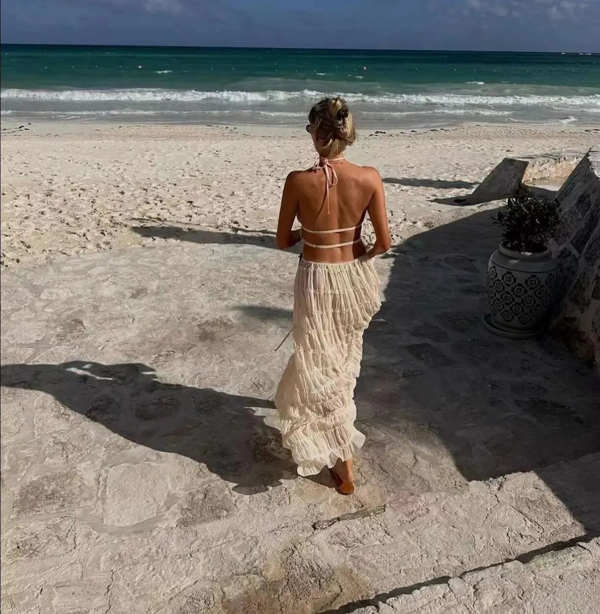 Elegant White Sleeveless Backless Hang Neck Style Tops And Long Skirts Two Piece Set For Women Summer Party Beach Outfit 240423