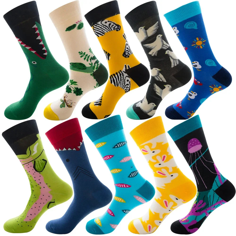 10 pairs of bulk packaged mens couple socks ly arrived diamond shaped animal Christmas cartoon fruit food cotton happy socks 241122