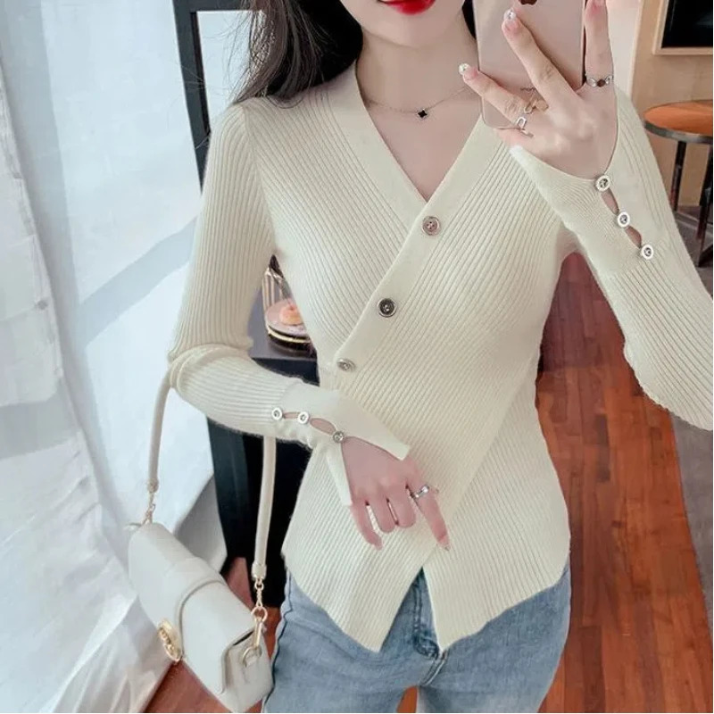 Pure Desire Style V-neck Sweater Womens Spring Splicing Button Fashion Cross Waist Weight Loss Splicing Knitted Long Sleeve Top 241128