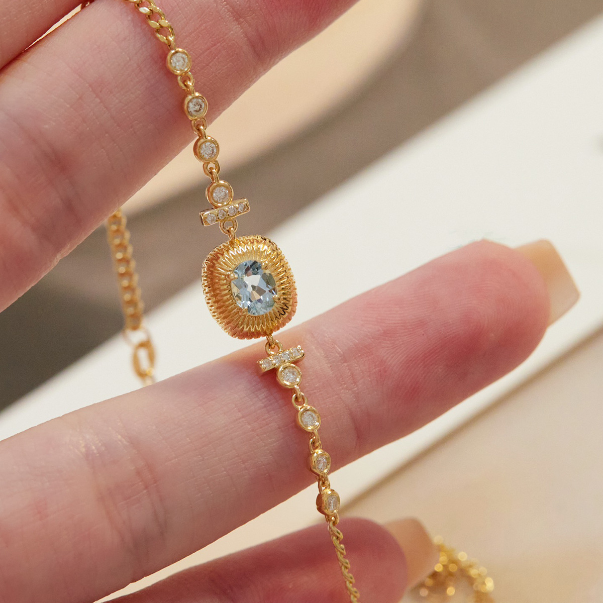 S925 sterling silver luxury France oval designer charm bracelet for women 18k gold plated chain crystal charms cz zircon retro vintage bangle bracelets jewelry