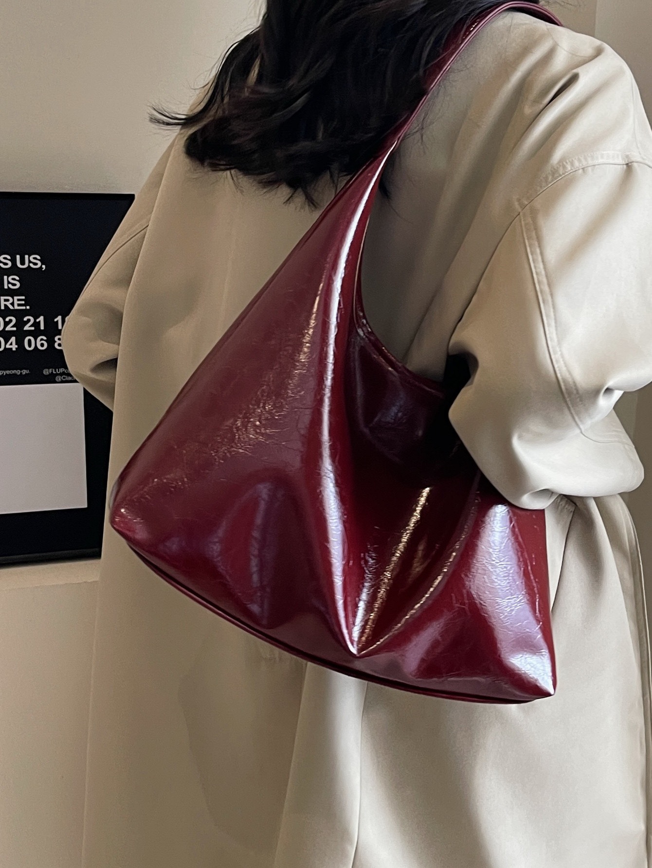 New Trendy and Stylish Simple New Large Capacity Shoulder Commuting Versatile Tote Cross border Women's Underarm Bag