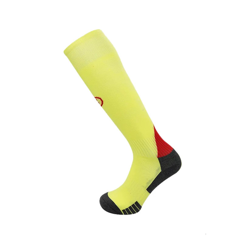 24-25 season national football team football adult and childrens thick towels with anti slip bottom football training matches sports inventory 241128