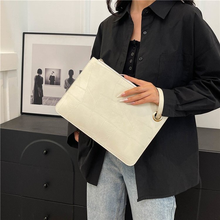 2024 New New Summer Fashionable and Stylish Trendy Women's Personalized Handheld Underarm Small Square Bag
