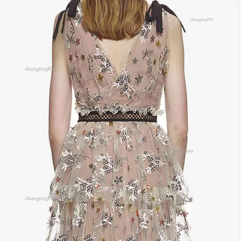 High-end Self Portrait V-neck Spaghetti Strap Cake Mesh Dress Stars Sequined Embroidery Ruffled Long Beach Summer 210525
